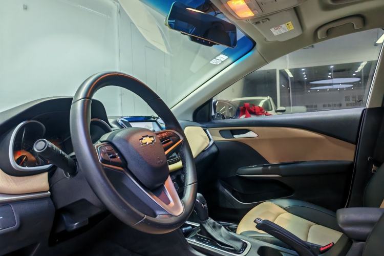 Used Chevrolet Monza 2020 320 Automatic Enjoyment Edition Interior 2