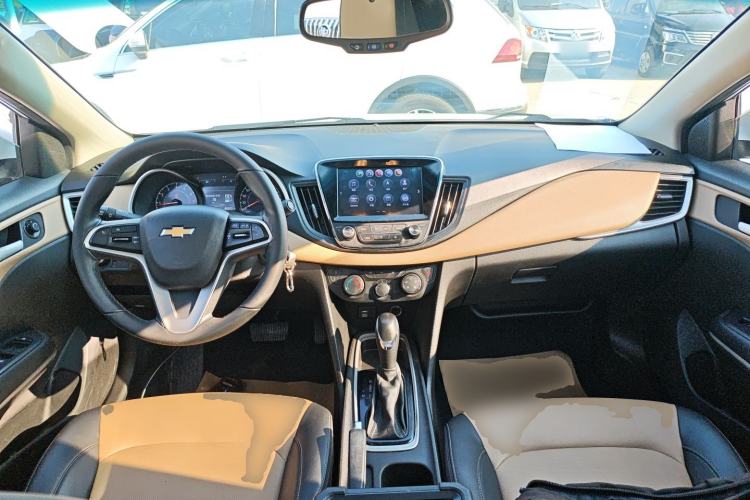 Used Chevrolet Monza 2020 320 Automatic Enjoyment Edition Interior 2