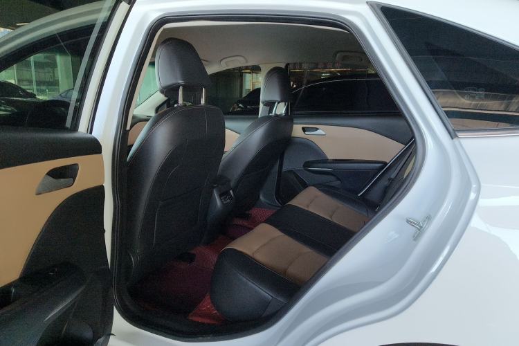Used Chevrolet Monza 2020 320 Automatic Enjoyment Edition Interior 2