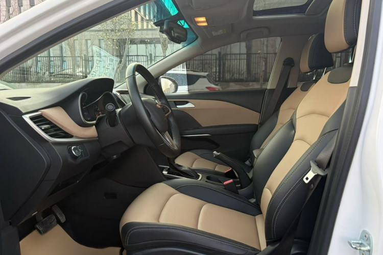 Used Chevrolet Monza 2020 320 Automatic Enjoyment Edition Interior 2