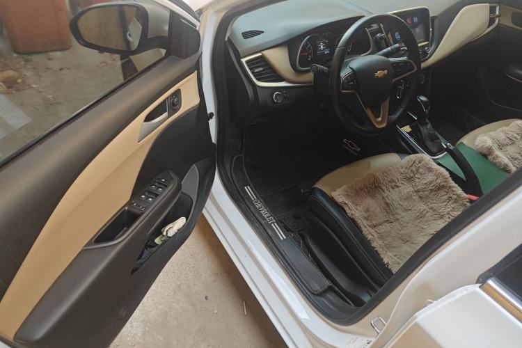 Used Chevrolet Monza 2020 320 Automatic Enjoyment Edition Interior 3