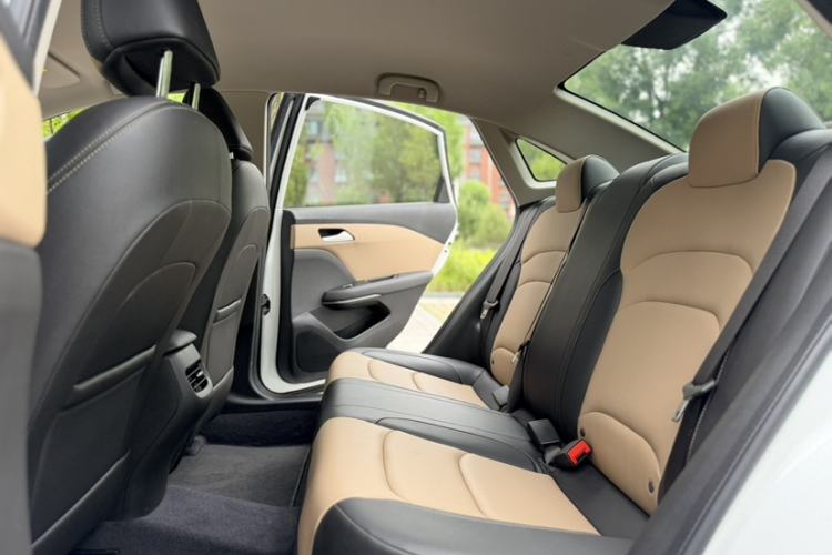 Used Chevrolet Monza 2020 320 Automatic Enjoyment Edition Interior 3