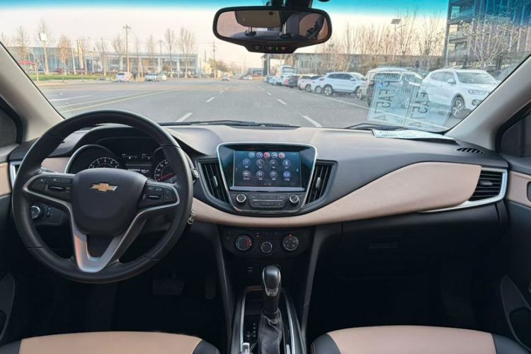 Used Chevrolet Monza 2020 320 Automatic Enjoyment Edition Interior 3