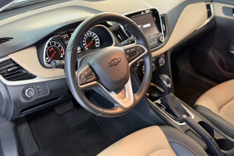 Used Chevrolet Monza 2020 320 Automatic Enjoyment Edition Interior 3