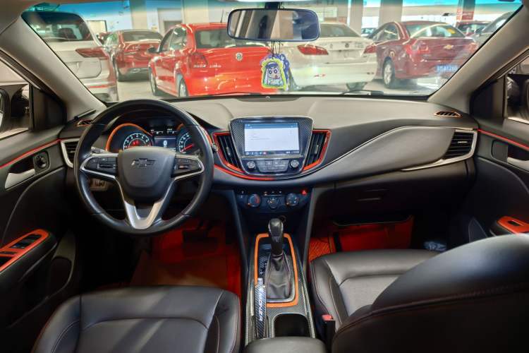Used Chevrolet Monza 2020 Light Hybrid Redline 320T Dual-Clutch Thrilling Edition Interior 3
