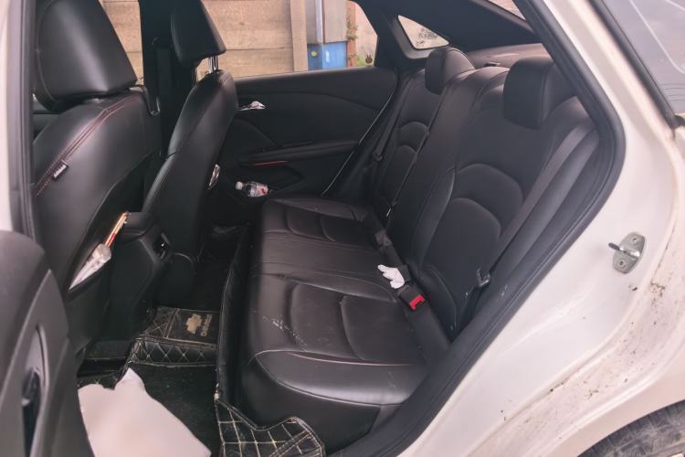 Used Chevrolet Monza 2020 Light Hybrid RS 330T Automatic Comfort Edition Interior 4