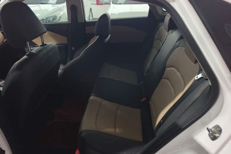 Used Chevrolet Monza 2020 320 Automatic Enjoyment Edition Interior 4