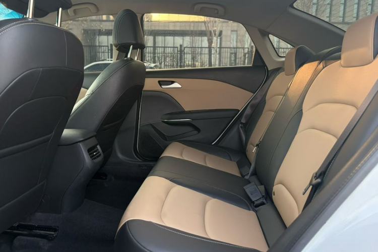 Used Chevrolet Monza 2020 320 Automatic Enjoyment Edition Interior 4