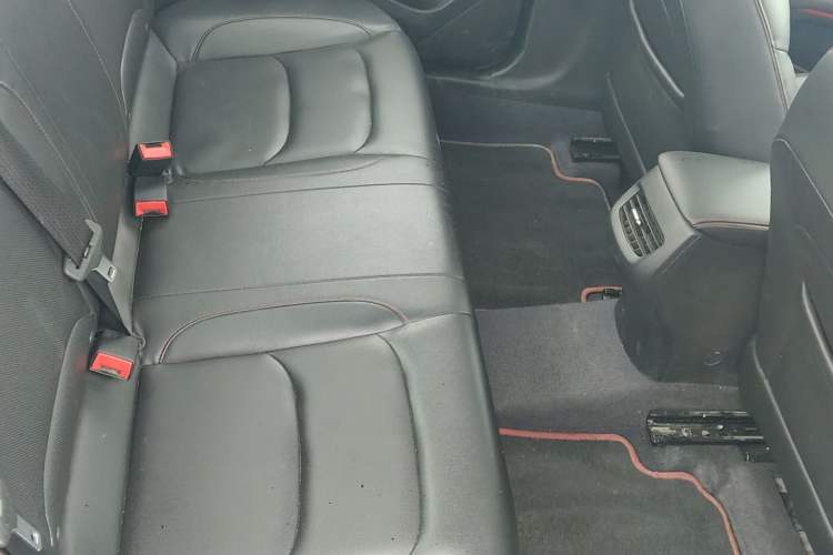 Used Chevrolet Monza 2020 Light Hybrid RS 330T Automatic Comfort Edition Interior 6