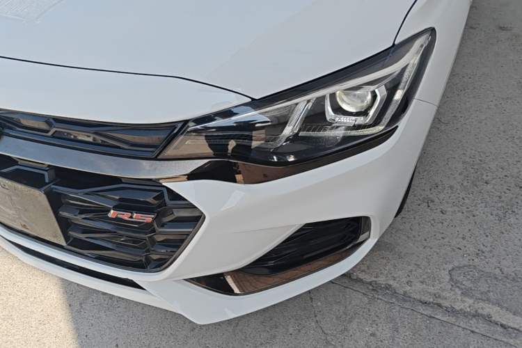 Used Chevrolet Monza 2020 Light Hybrid RS 330T Automatic Comfort Edition Left Front Headlight