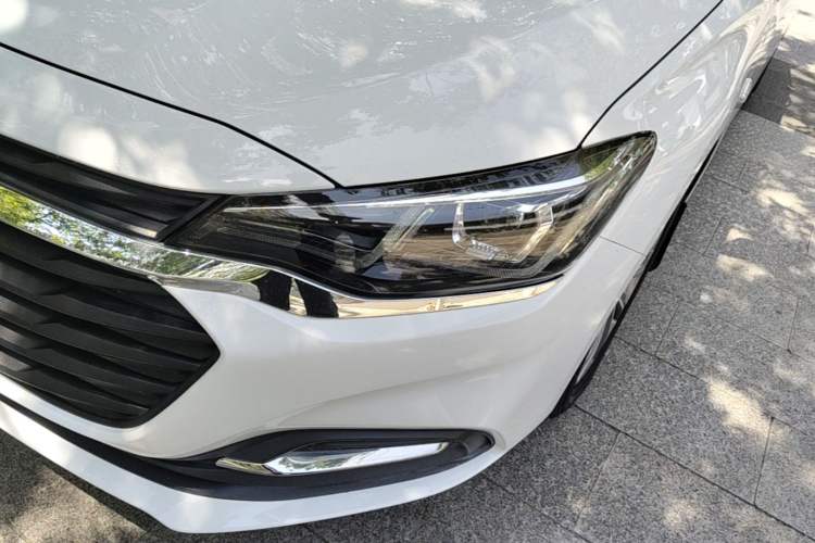 Used Chevrolet Monza 2020 320 Automatic Enjoyment Edition Left Front Headlight