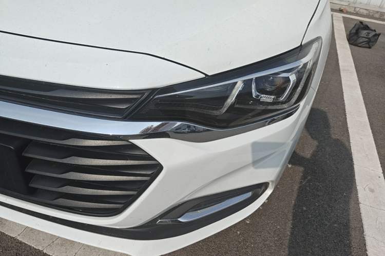 Used Chevrolet Monza 2020 320 Automatic Enjoyment Edition Left Front Headlight