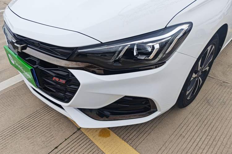 Used Chevrolet Monza 2020 Light Hybrid RS 330T Automatic Comfort Edition Left Front Headlight