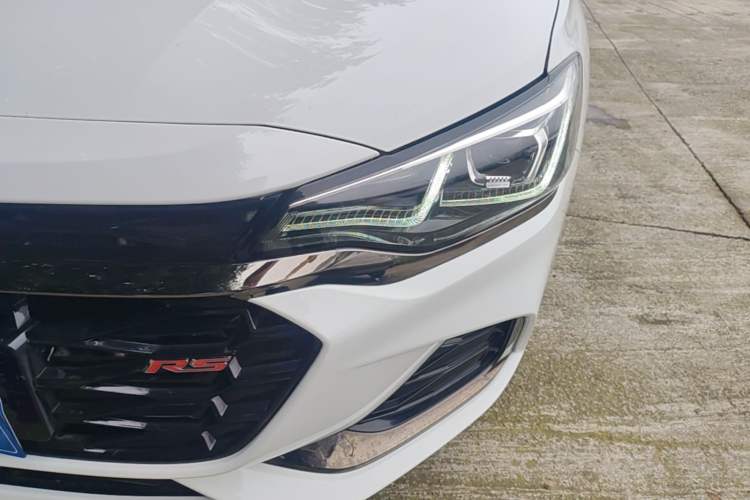 Used Chevrolet Monza 2020 Light Hybrid RS 330T Automatic Comfort Edition Left Front Headlight