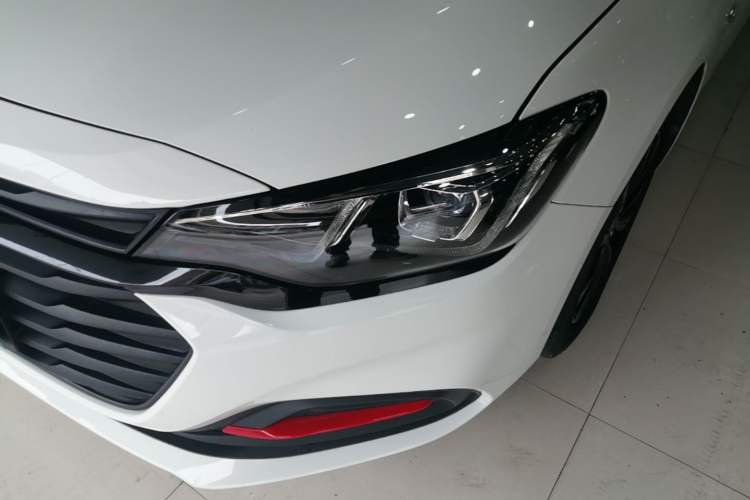 Used Chevrolet Monza 2020 Light Hybrid Redline 320T Dual-Clutch Joyful Edition Left Front Headlight