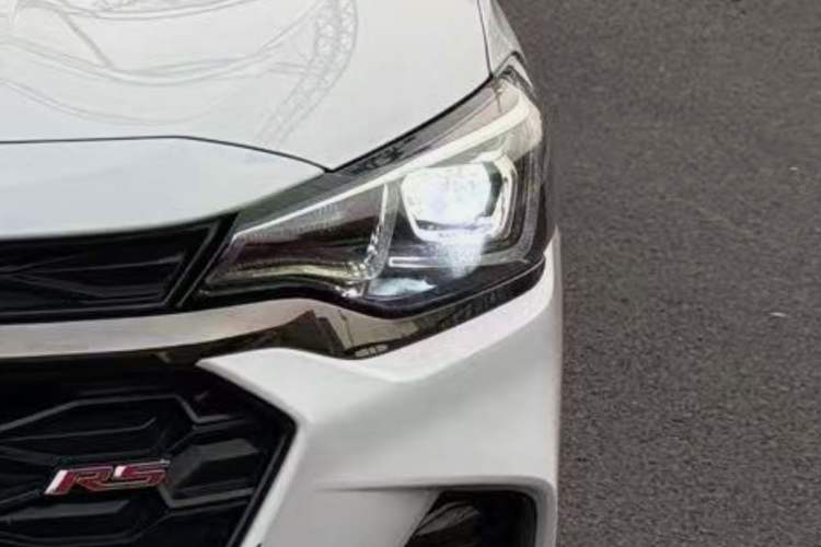 Used Chevrolet Monza 2020 Light Hybrid RS 330T Automatic Comfort Edition Left Front Headlight