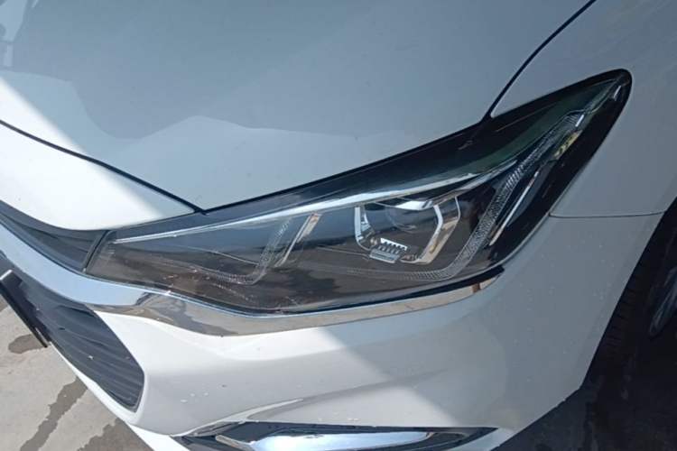 Used Chevrolet Monza 2020 320 Automatic Enjoyment Edition Left Front Headlight