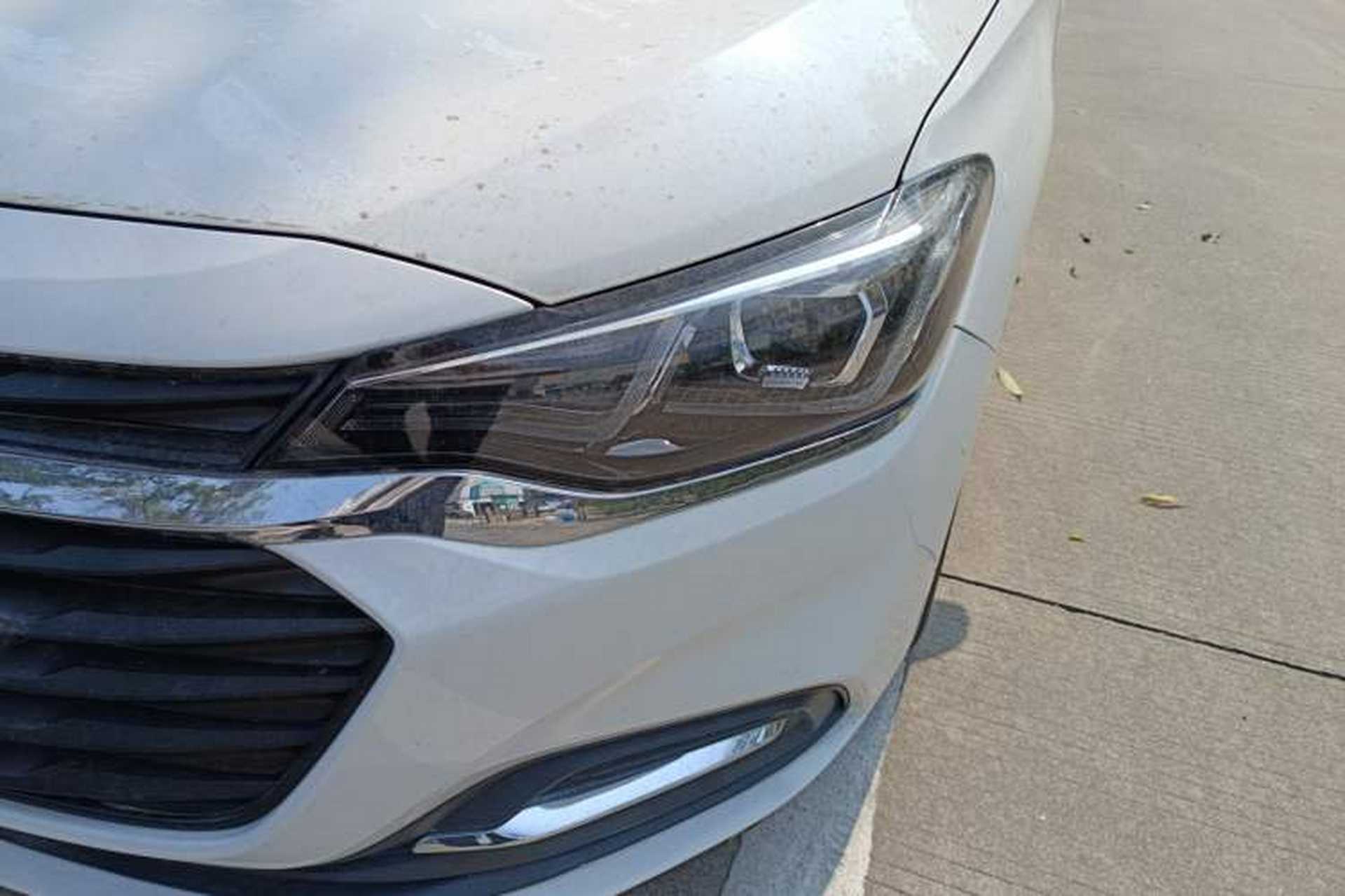 Used Chevrolet Monza 2020 320 Automatic Enjoyment Edition Left Front Headlight