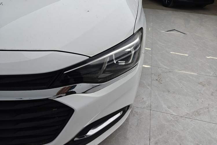 Used Chevrolet Monza 2020 320 Automatic Enjoyment Edition Left Front Headlight
