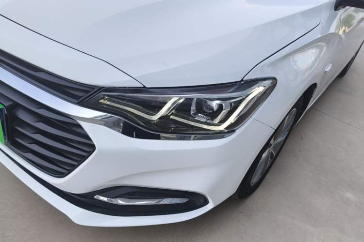 Used Chevrolet Monza 2020 320 Automatic Enjoyment Edition Left Front Headlight