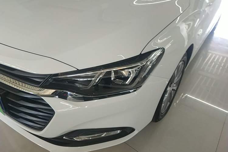 Used Chevrolet Monza 2020 320 Automatic Enjoyment Edition Left Front Headlight