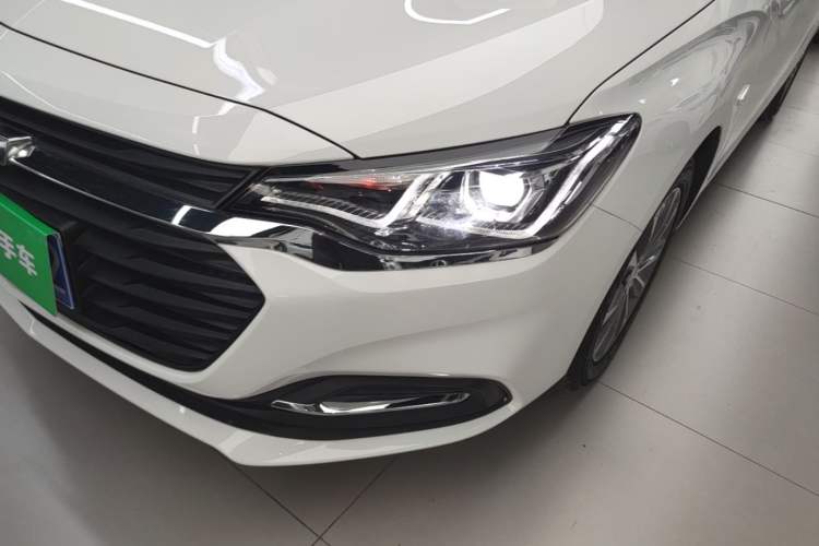 Used Chevrolet Monza 2020 320 Automatic Enjoyment Edition Left Front Headlight