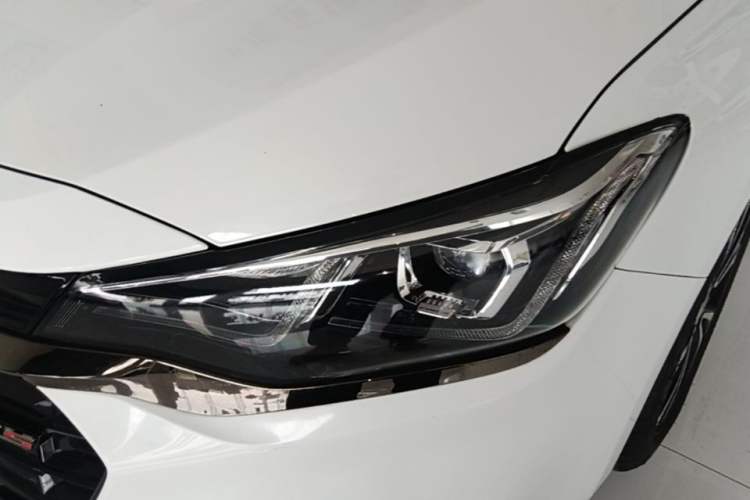 Used Chevrolet Monza 2020 Light Hybrid RS 330T Automatic Comfort Edition Left Front Headlight