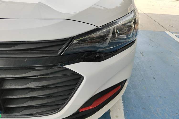 Used Chevrolet Monza 2020 Light Hybrid Redline 320T Dual-Clutch Thrilling Edition Left Front Headlight