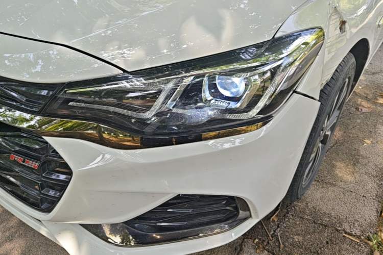Used Chevrolet Monza 2020 Light Hybrid RS 330T Automatic Comfort Edition Left Front Headlight