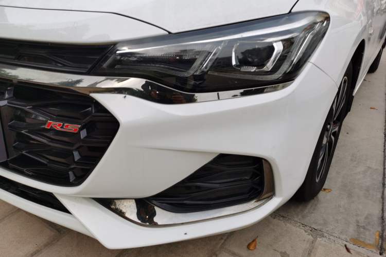 Used Chevrolet Monza 2020 Light Hybrid RS 330T Automatic Comfort Edition Left Front Headlight