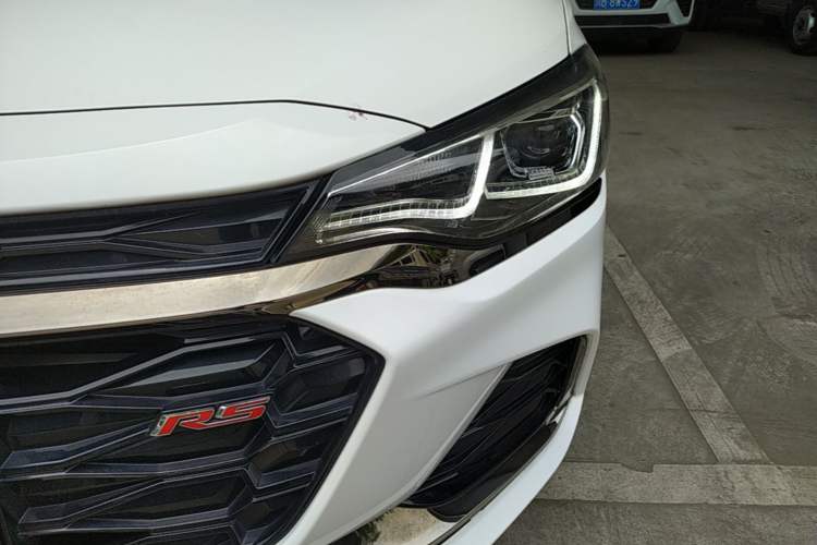 Used Chevrolet Monza 2020 Light Hybrid RS 330T Automatic Comfort Edition Left Front Headlight