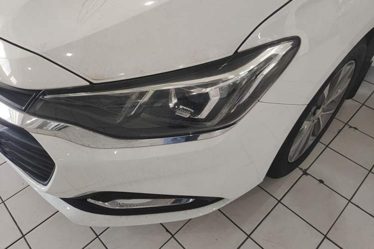 Used Chevrolet Monza 2020 320 Automatic Enjoyment Edition Left Front Headlight