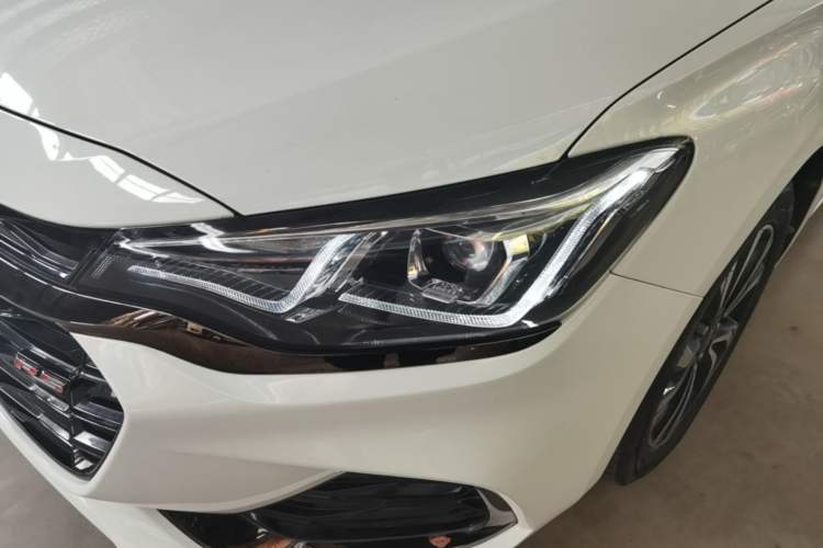 Used Chevrolet Monza 2020 Light Hybrid RS 330T Automatic Comfort Edition Left Front Headlight