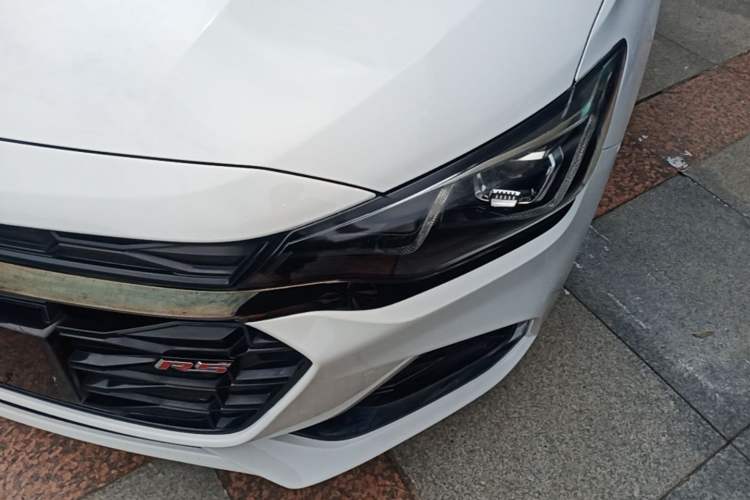 Used Chevrolet Monza 2020 Light Hybrid RS 330T Automatic Comfort Edition Left Front Headlight