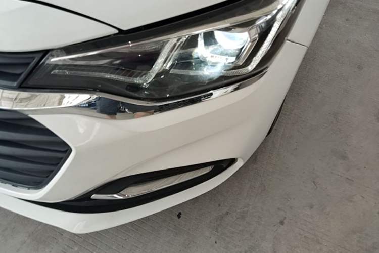 Used Chevrolet Monza 2020 320 Automatic Enjoyment Edition Left Front Headlight