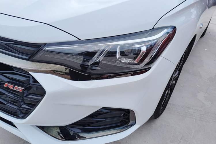 Used Chevrolet Monza 2020 Light Hybrid RS 330T Automatic Comfort Edition Left Front Headlight