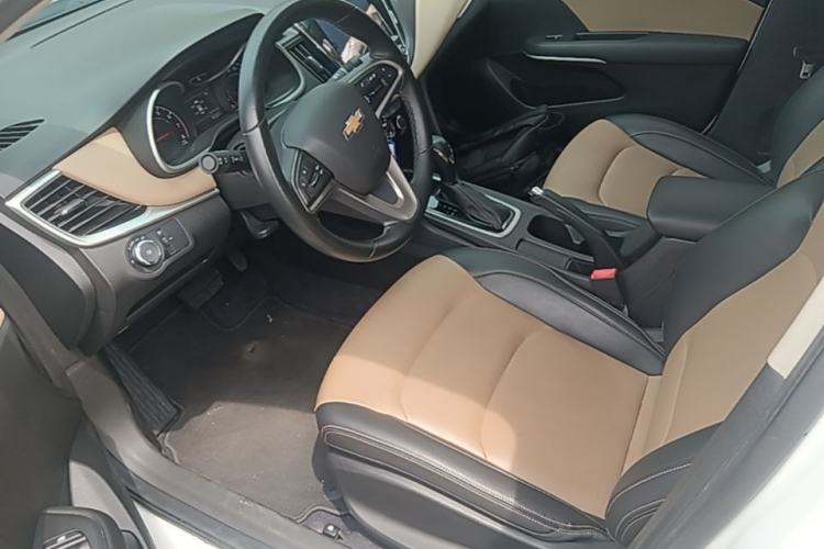 Used Chevrolet Monza 2020 320 Automatic Enjoyment Edition Left Front Seat