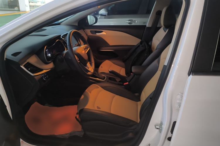 Used Chevrolet Monza 2020 320 Automatic Enjoyment Edition Left Front Seat