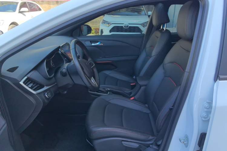 Used Chevrolet Monza 2020 Light Hybrid RS 330T Automatic Comfort Edition Left Front Seat