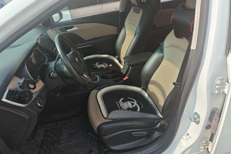 Used Chevrolet Monza 2020 320 Automatic Enjoyment Edition Left Front Seat