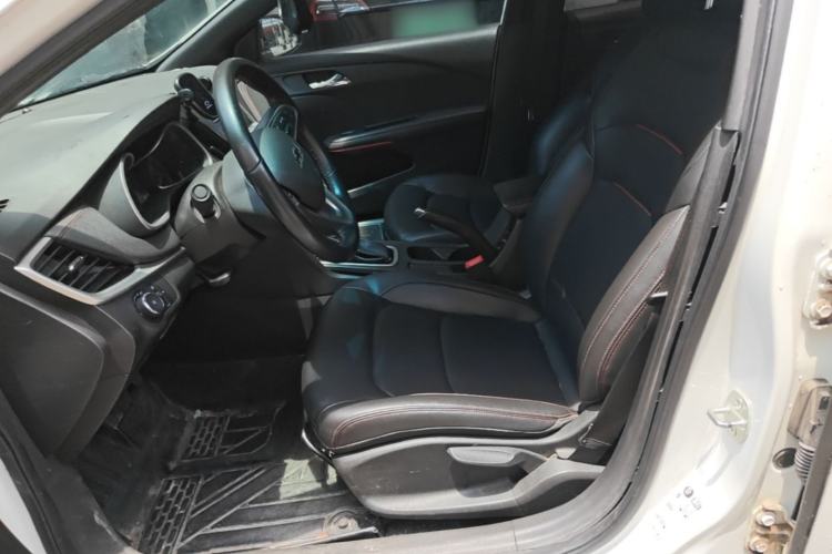 Used Chevrolet Monza 2020 Light Hybrid RS 330T Automatic Comfort Edition Left Front Seat