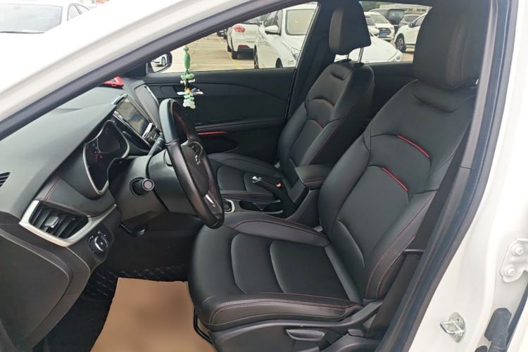 Used Chevrolet Monza 2020 Light Hybrid RS 330T Automatic Comfort Edition Left Front Seat