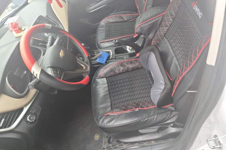 Used Chevrolet Monza 2020 320 Automatic Enjoyment Edition Left Front Seat