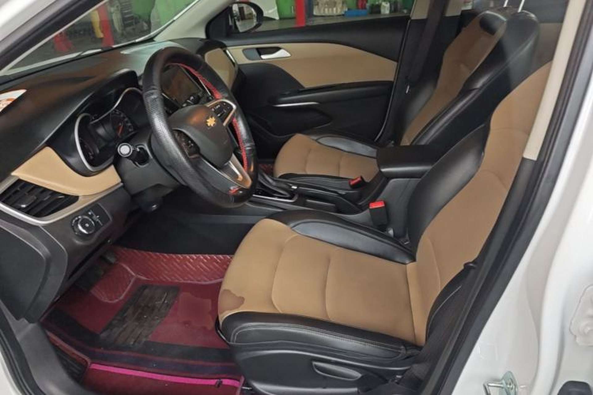 Used Chevrolet Monza 2020 320 Automatic Enjoyment Edition Left Front Seat