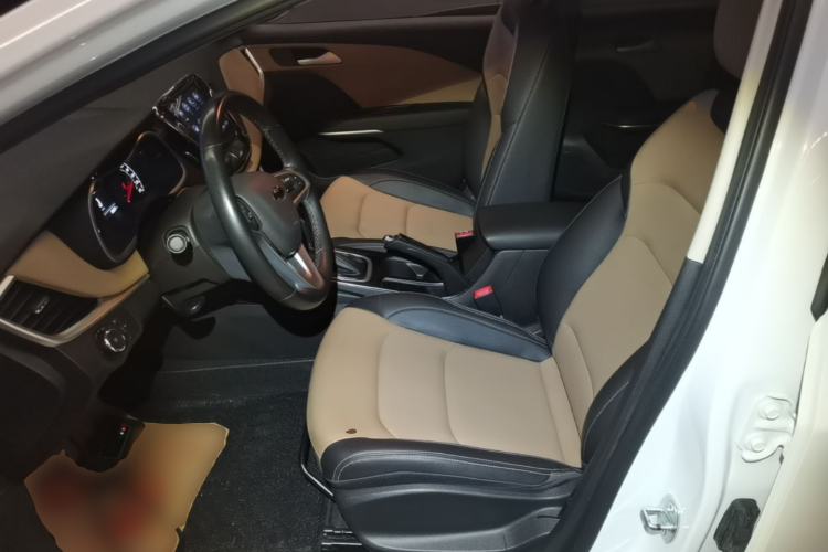 Used Chevrolet Monza 2020 320 Automatic Enjoyment Edition Left Front Seat