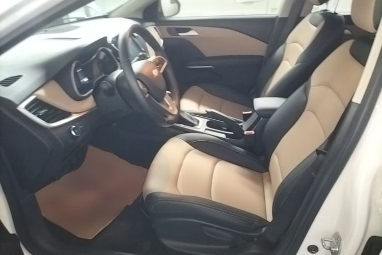 Used Chevrolet Monza 2020 320 Automatic Enjoyment Edition Left Front Seat