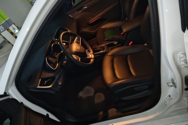 Used Chevrolet Monza 2020 Light Hybrid RS 330T Automatic Comfort Edition Left Front Seat