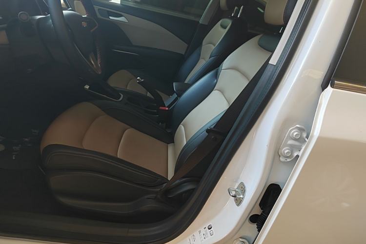 Used Chevrolet Monza 2020 320 Automatic Enjoyment Edition Left Front Seat