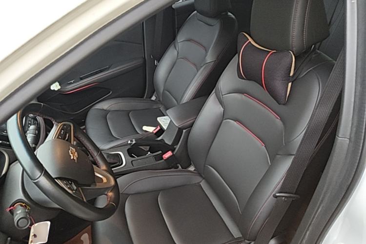 Used Chevrolet Monza 2020 Light Hybrid RS 330T Automatic Comfort Edition Left Front Seat