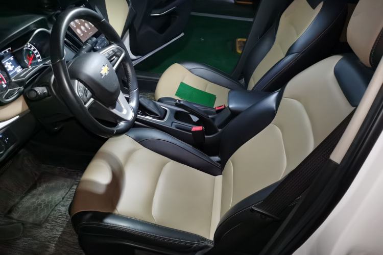 Used Chevrolet Monza 2020 320 Automatic Enjoyment Edition Left Front Seat